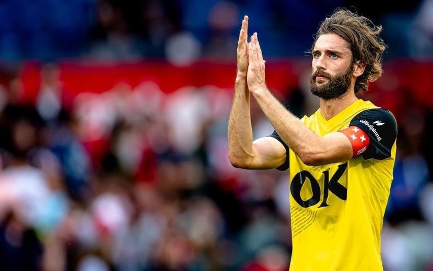 长春亚泰或 长春亚泰或