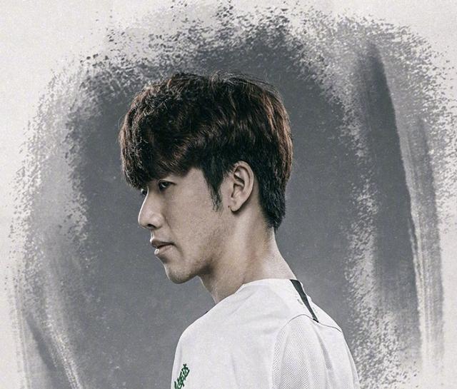 来自两个方 来自两个方