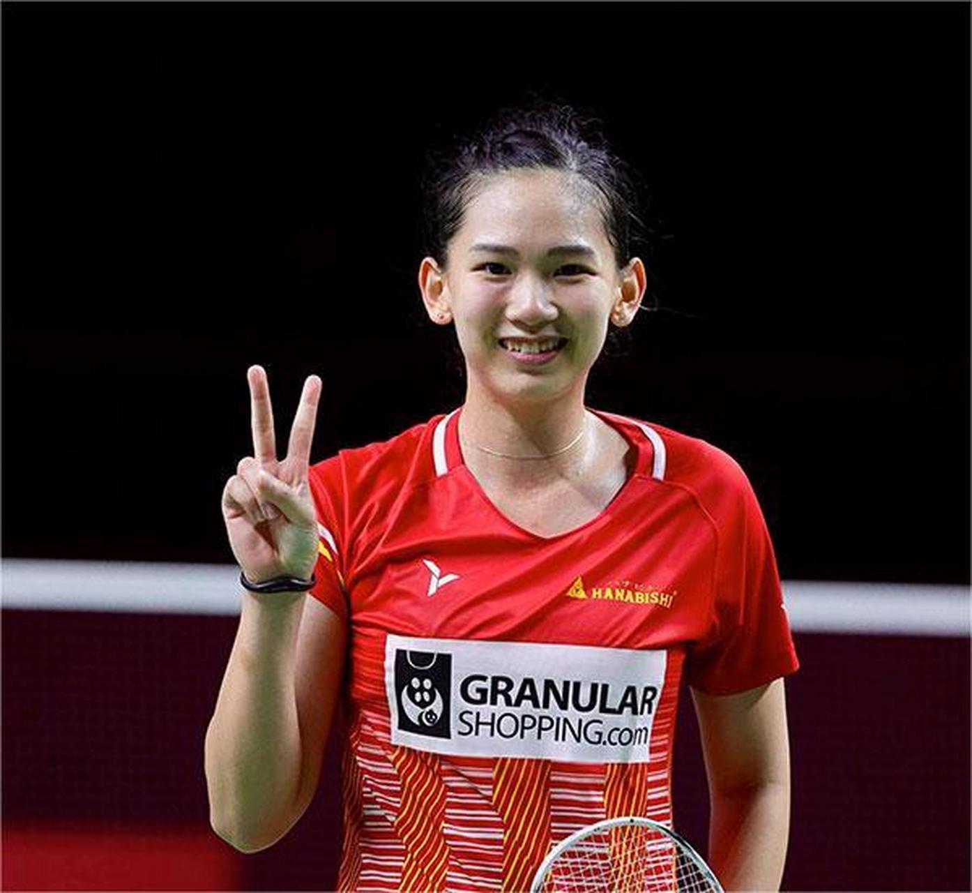 不容小觑的 不容小觑的