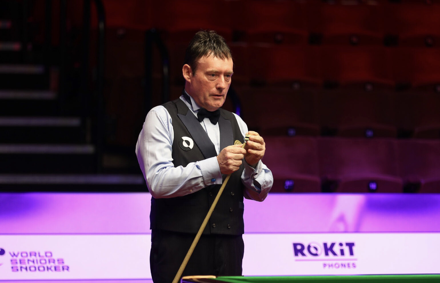 两次突破遭 两次突破遭